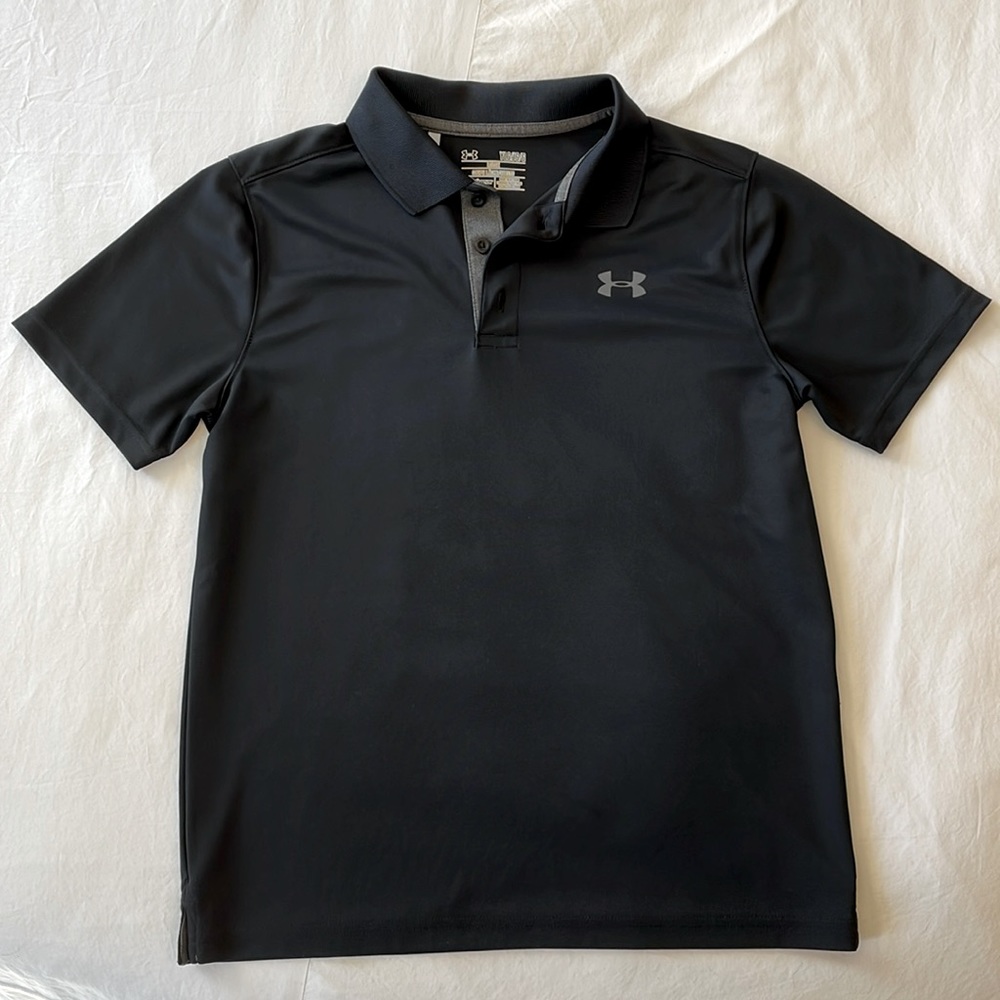 Under Armour Boys Black Collared Short-sleeve Shirt. Like new. Youth Large